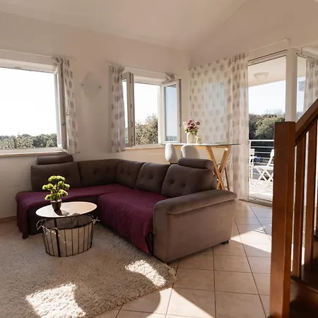公寓 Two-bedroom Niki Near