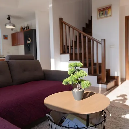 公寓 Two-bedroom Niki Near