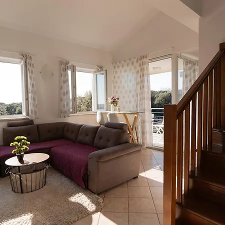 公寓 Two-bedroom Niki Near